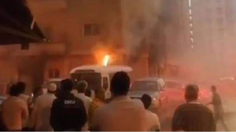 Kuwait fire: कुवैत में भीषण अग्निकांड, 40 भारतीयों की जिंदा जलकर मौ*त, 30 अन्य घायल